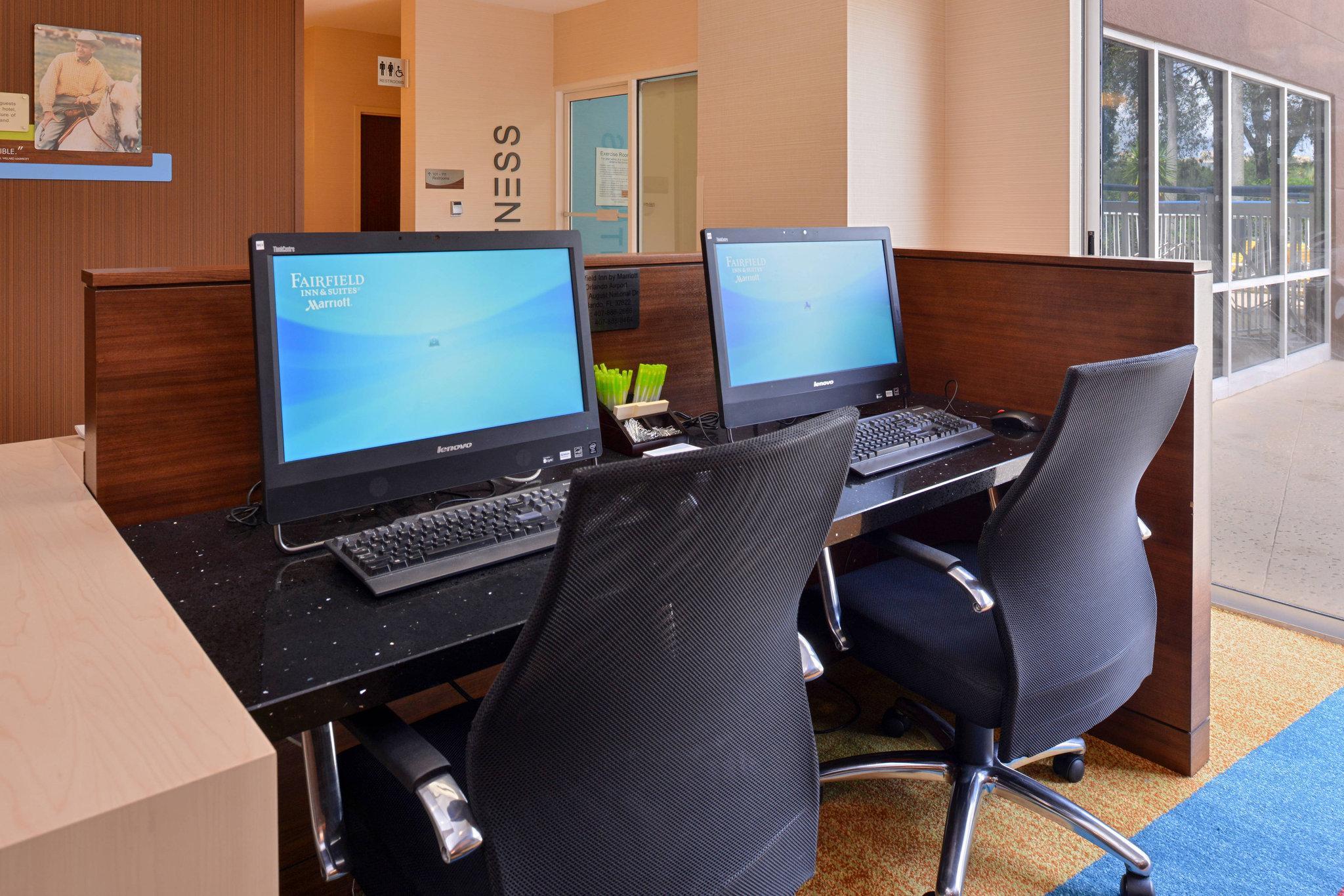 フェアフィールド イン バイ マリオット オーランド エアポート 写真