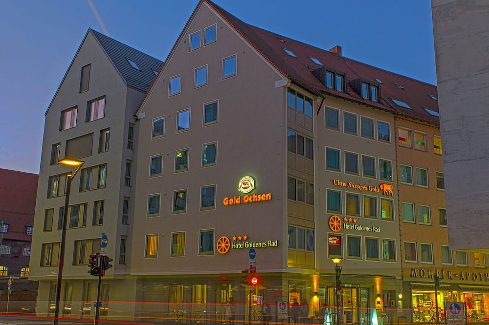 ホテル ゴールデネス ラート 写真