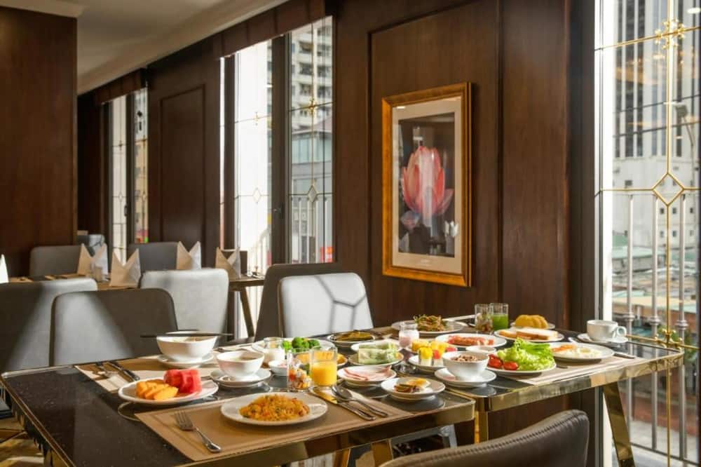 ゴールデン ロータス ラグジュアリー ホテル ダ ナン 写真