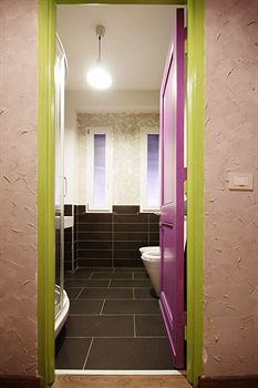 ネクスト ドア ゲスト ハウス 写真