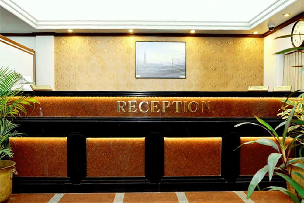 ホテル ムガル パレス 写真