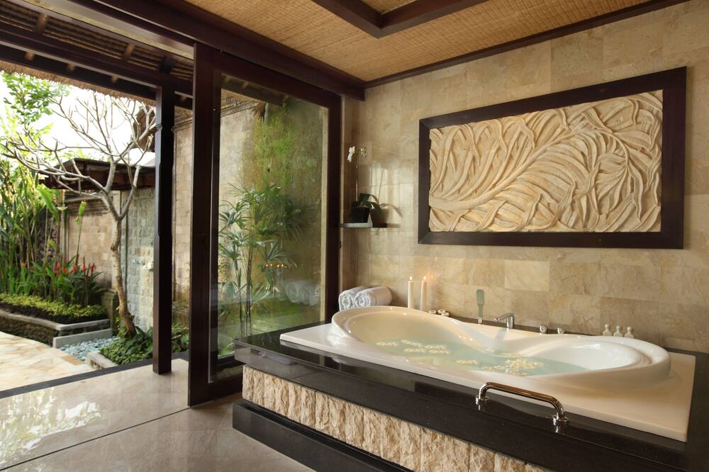 ロイヤル ピタ マハ ホテル 写真