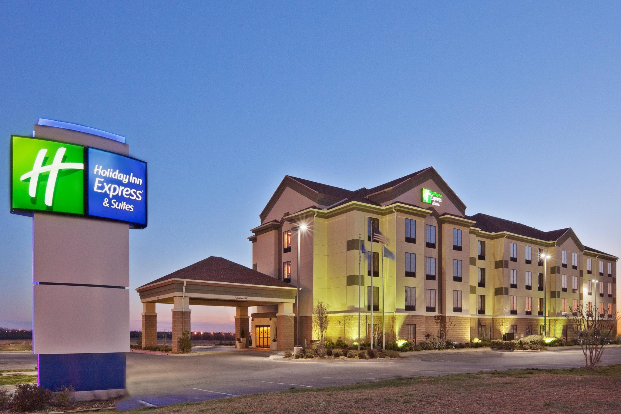 Holiday Inn Express Hotel & Suites Shawnee I-40 By IHG 写真
