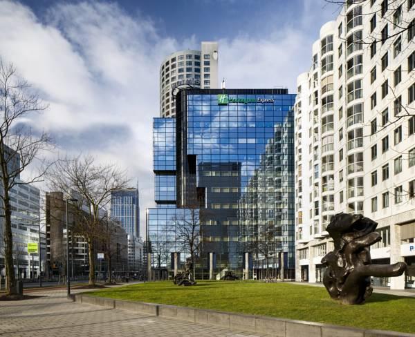 ホリデイ イン エクスプレス ロッテルダム セントラル ステーション バイ IHG 写真