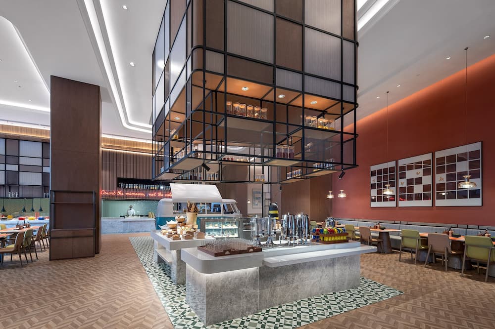 Holiday Inn Hotel & Suites Wuhan New City by IHG 写真