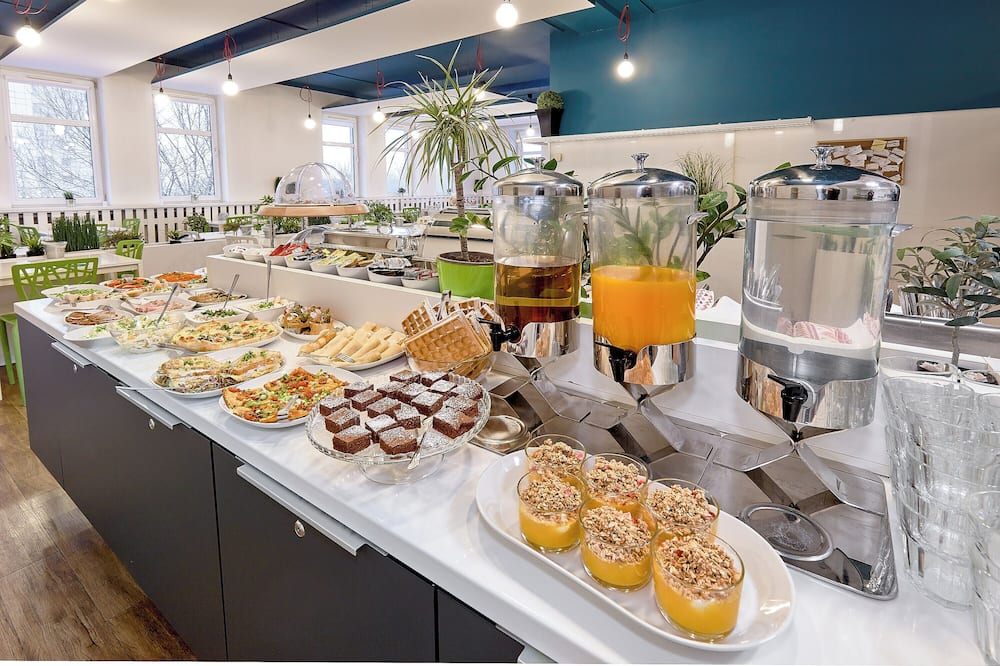 ホテル トラフィック ポズナン スタレ ミャスト 写真