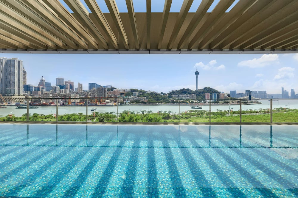 ヒルトン ジュハイ 写真