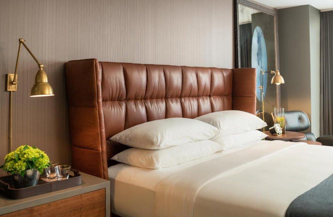 Nine Zero Hotel 写真