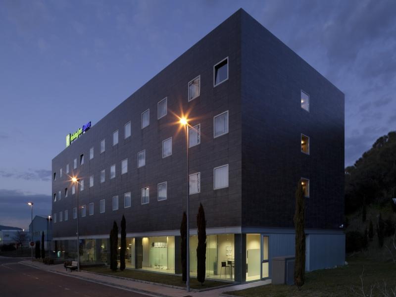 Holiday Inn Express Pamplona By IHG 写真