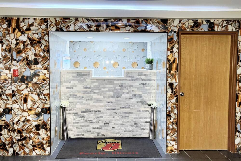 スーパー 8 バイ ウィンダム ピオリア 写真