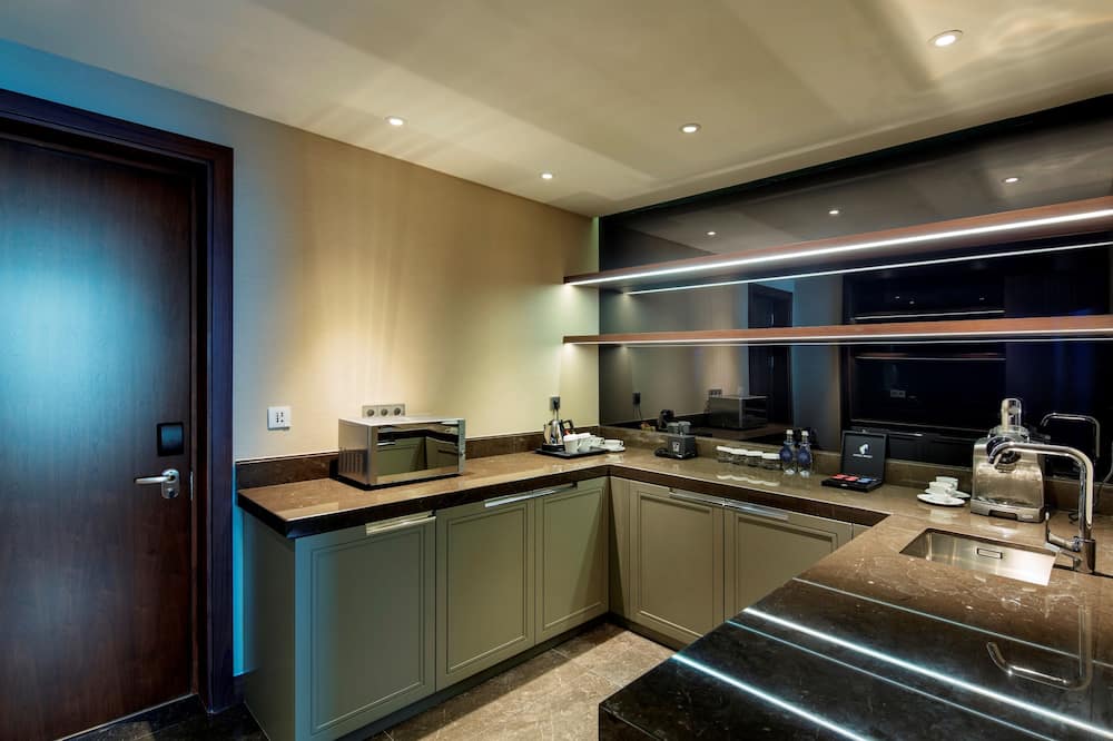 ヒルトン イスタンブール ボモンティ ホテル & カンファレンス センター 写真