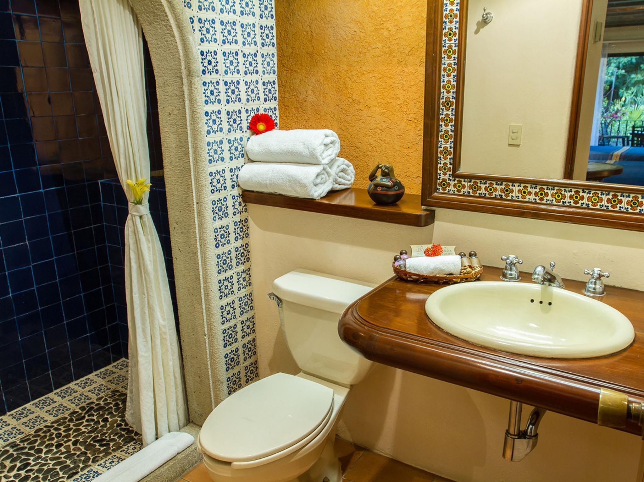 ホテル ルナタ 5th アベニュー 写真