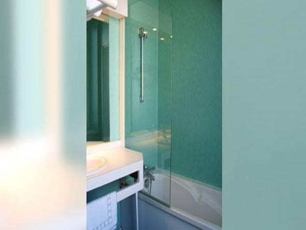 Logis Hotel des Bourbons Montluçon Climatisé 写真