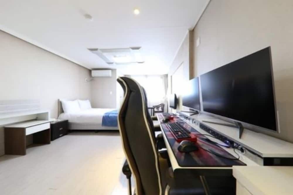 ジョイ ホテル 写真