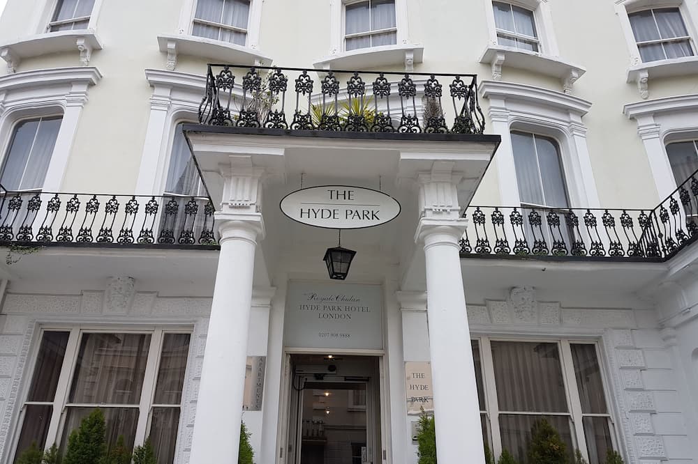 ザ ロイヤル チュラン ハイド パーク ホテル 写真