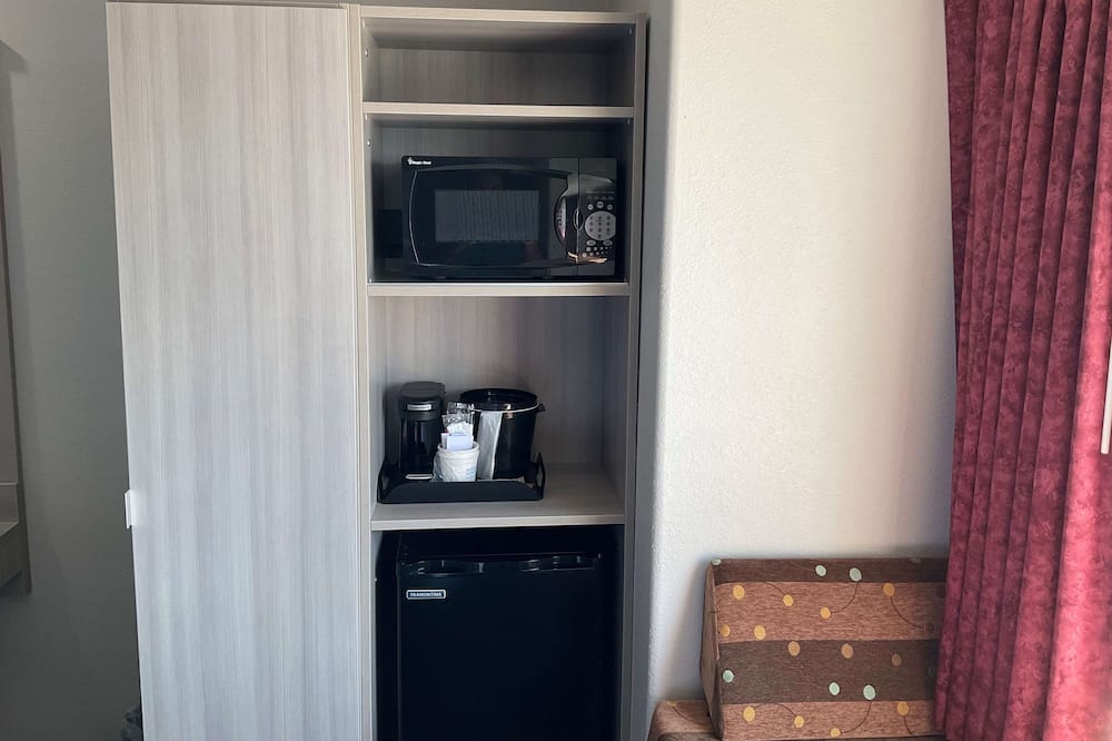 マイクロテル イン & スイーツ バイ ウィンダム クラークスビル 写真