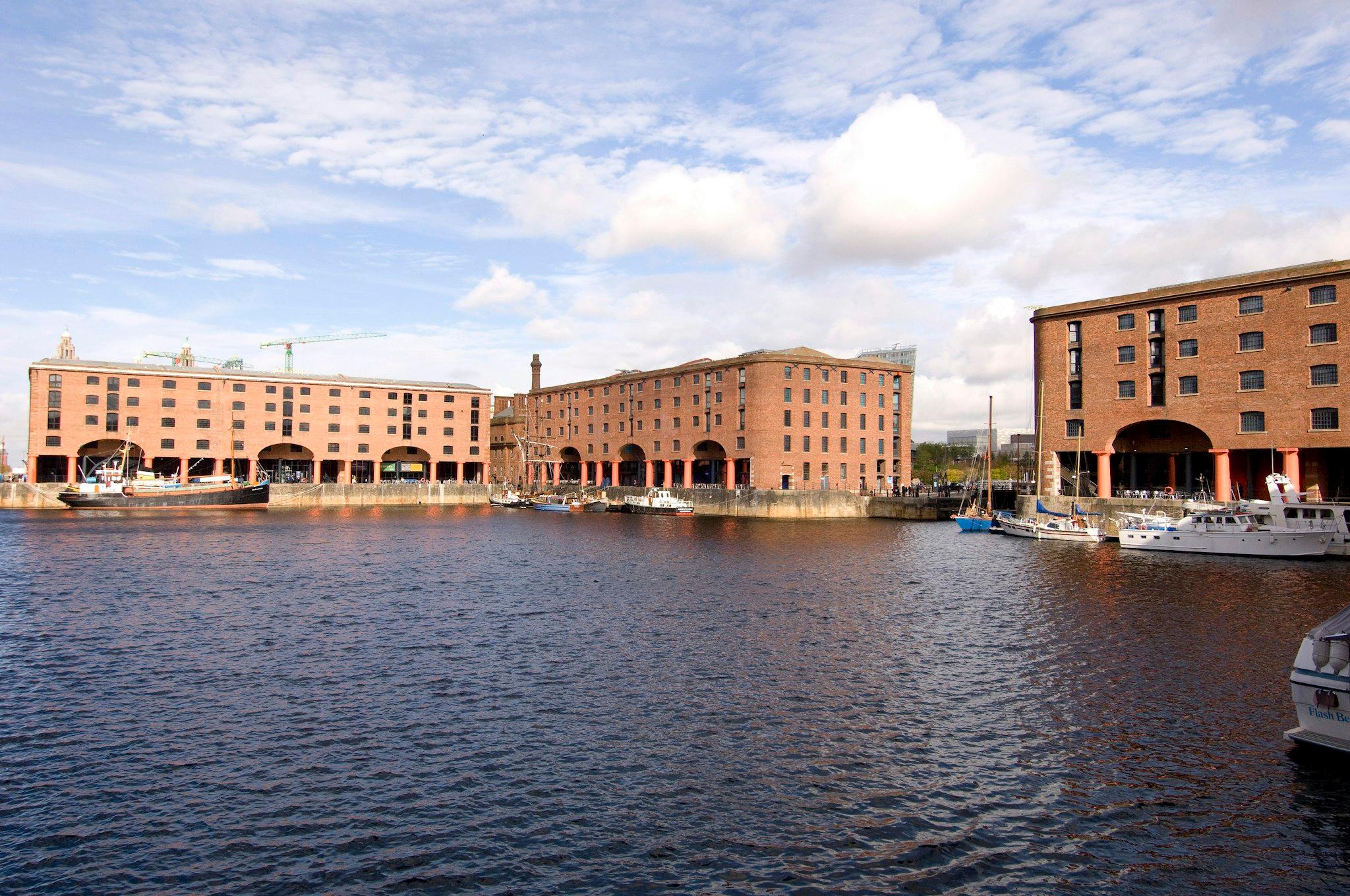Premier Inn Liverpool City - Albert Dock 写真