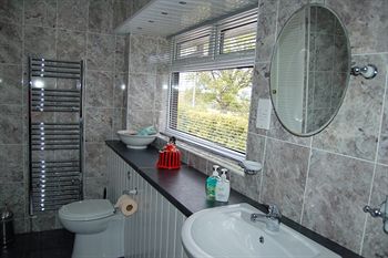 ゴーズ イヤー エイラ カントリー ゲスト ハウス 写真