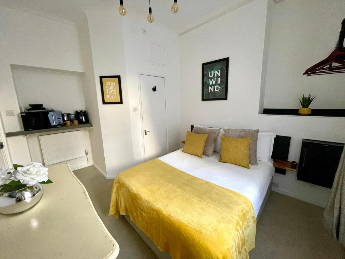 ブライトン ブラック ホテル & ホット タブズ 写真