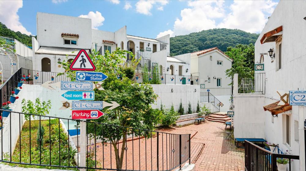 ラス ブランカ ペンション 写真