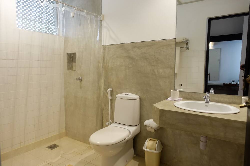 ニラヴェリ ビーチ ホテル 写真