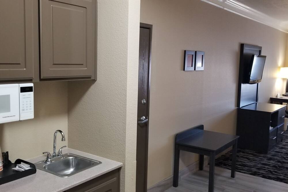 コンフォート スイーツ キングウッド ヒューストン ノース 写真