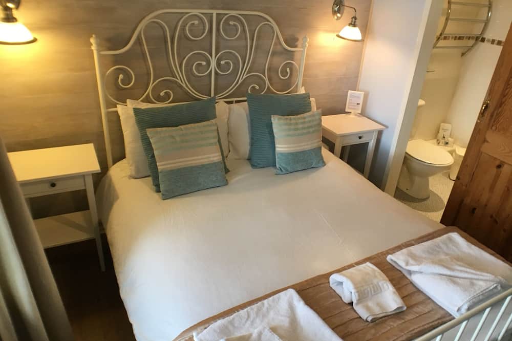 タイロサ ルームズ 写真