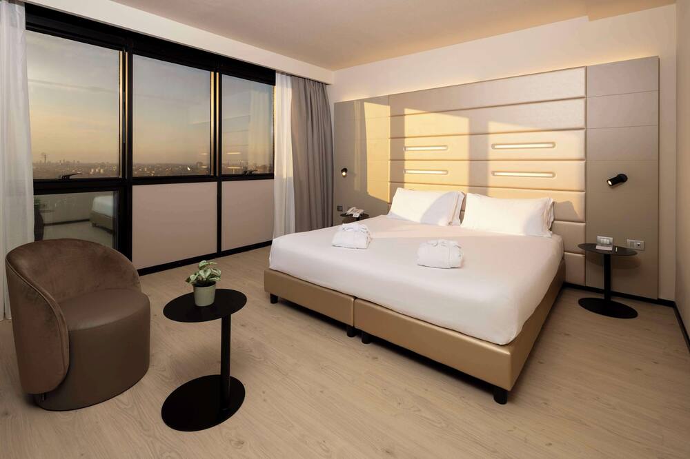 ベスト ウェスタン プラス タワー ホテル ボローニャ 写真