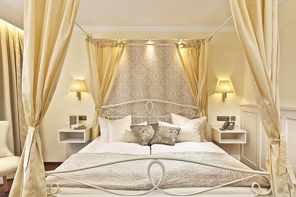 ホテル シュロスクローネ 写真