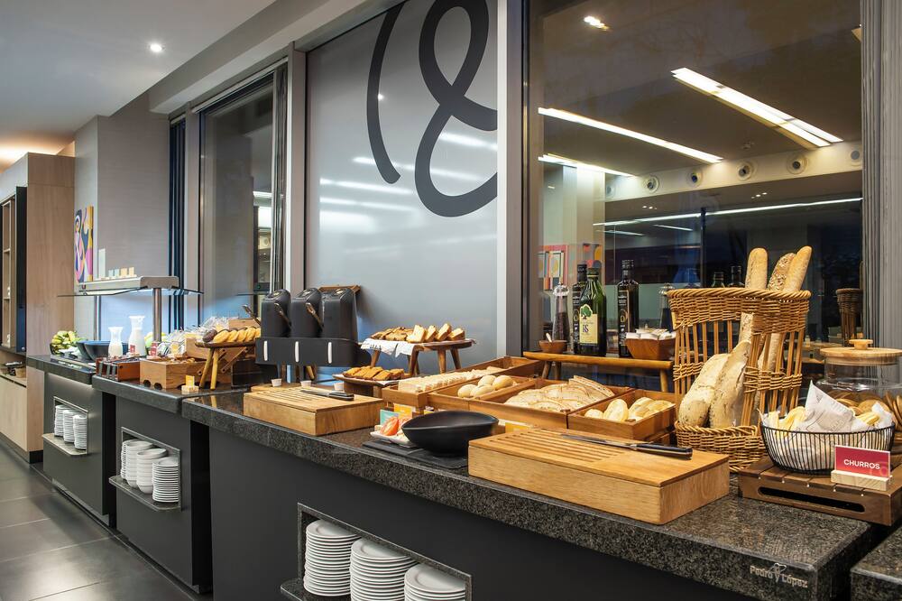 ホテル グラナダ バイ ピエール エ ヴァカンス 写真