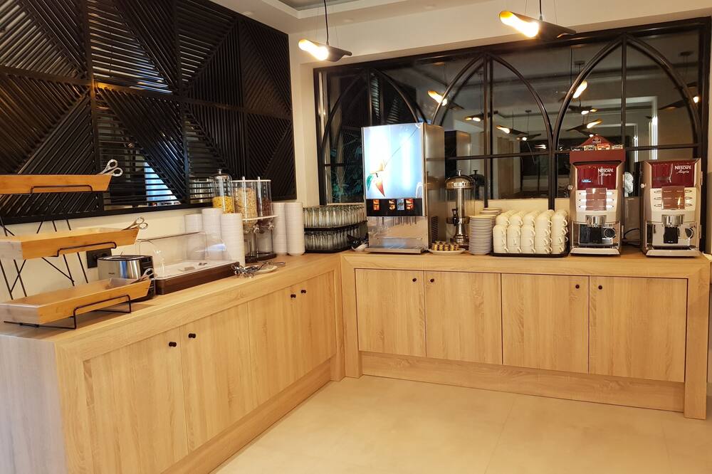 アテネ コースト ホテル 写真