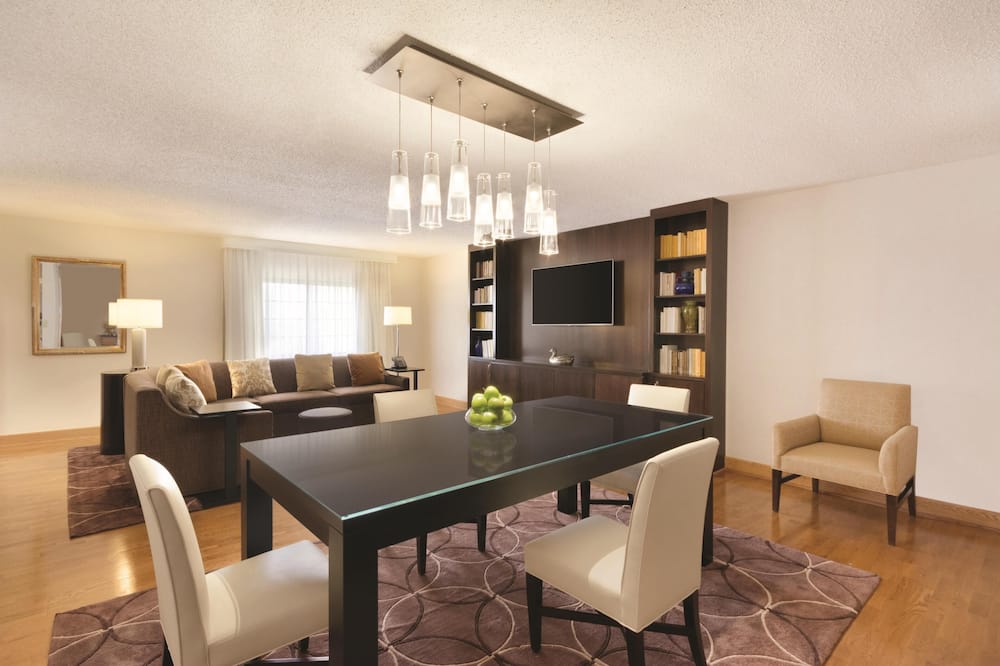 Embassy Suites by Hilton Greenville Golf Resort & Conference Center 写真