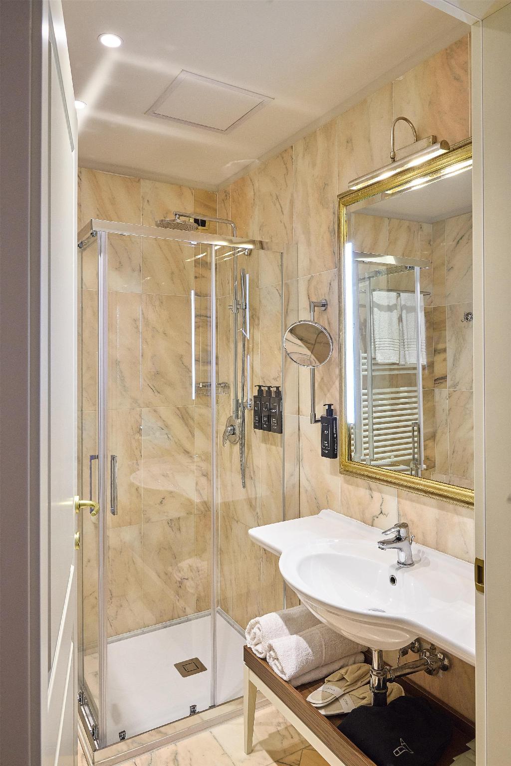 Quiete Taormina Naxos, Tapestry Collection by Hilton 写真