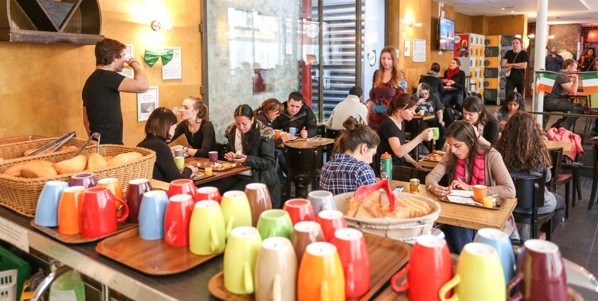 ヴィンテージ パリ ガール デュ ノール 写真