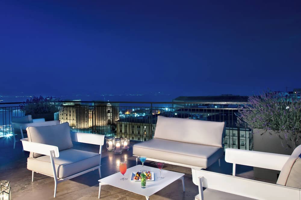 ルネッサンス ナポリ ホテル メディテッラネオ 写真