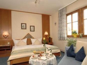 ホテル ウール 写真