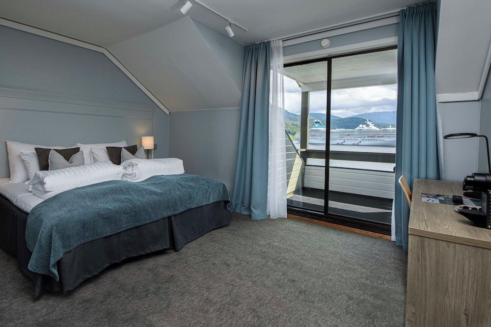 ブラカネス ホテル 写真