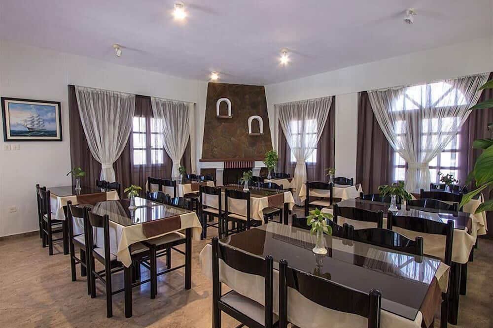 ペトラ ネラ ホテル 写真