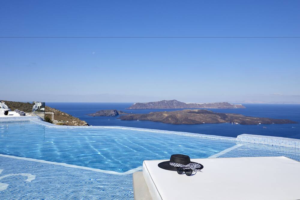 スイーツ オブ ザ ゴッズ ケーブ スパ ホテル 写真