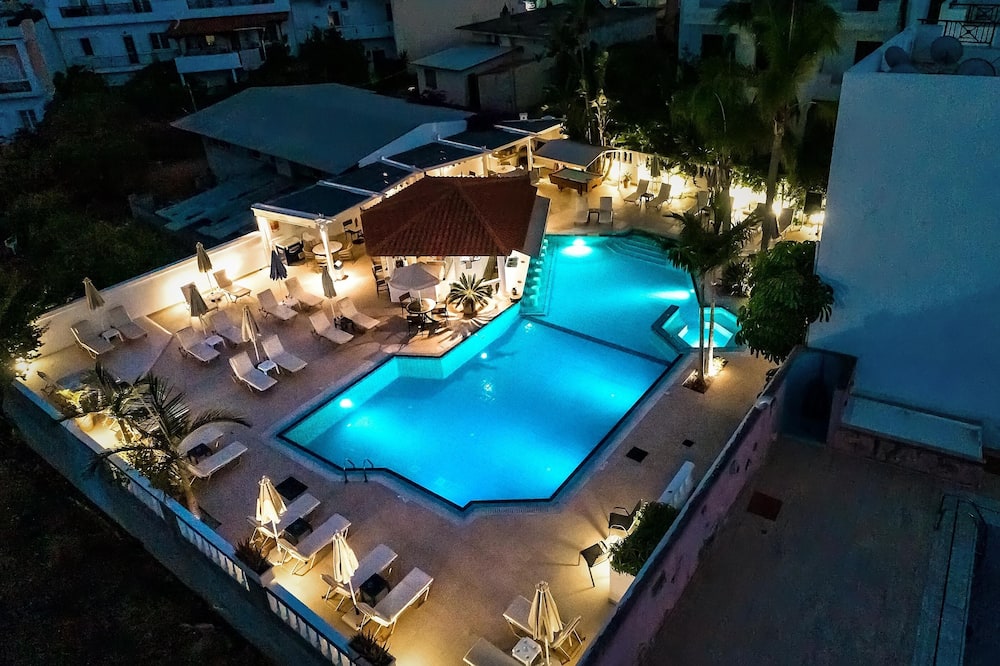 マリア マーレ 写真