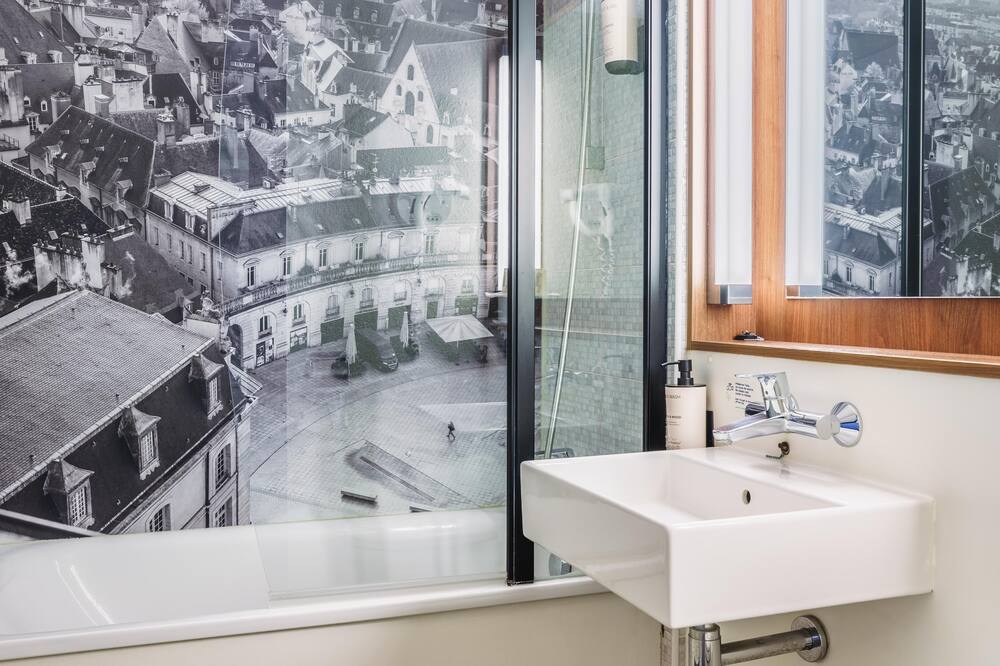 カンパニール ディジョン エスト サン タポリネール ホテル 写真