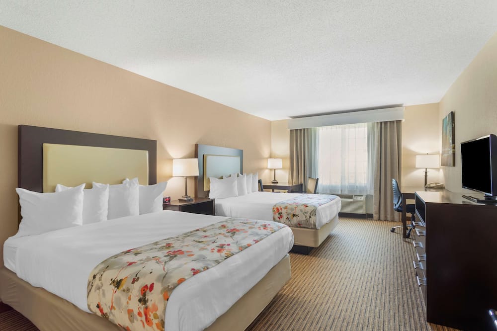 ベストウエスタン ローレンスバーグ イン 写真