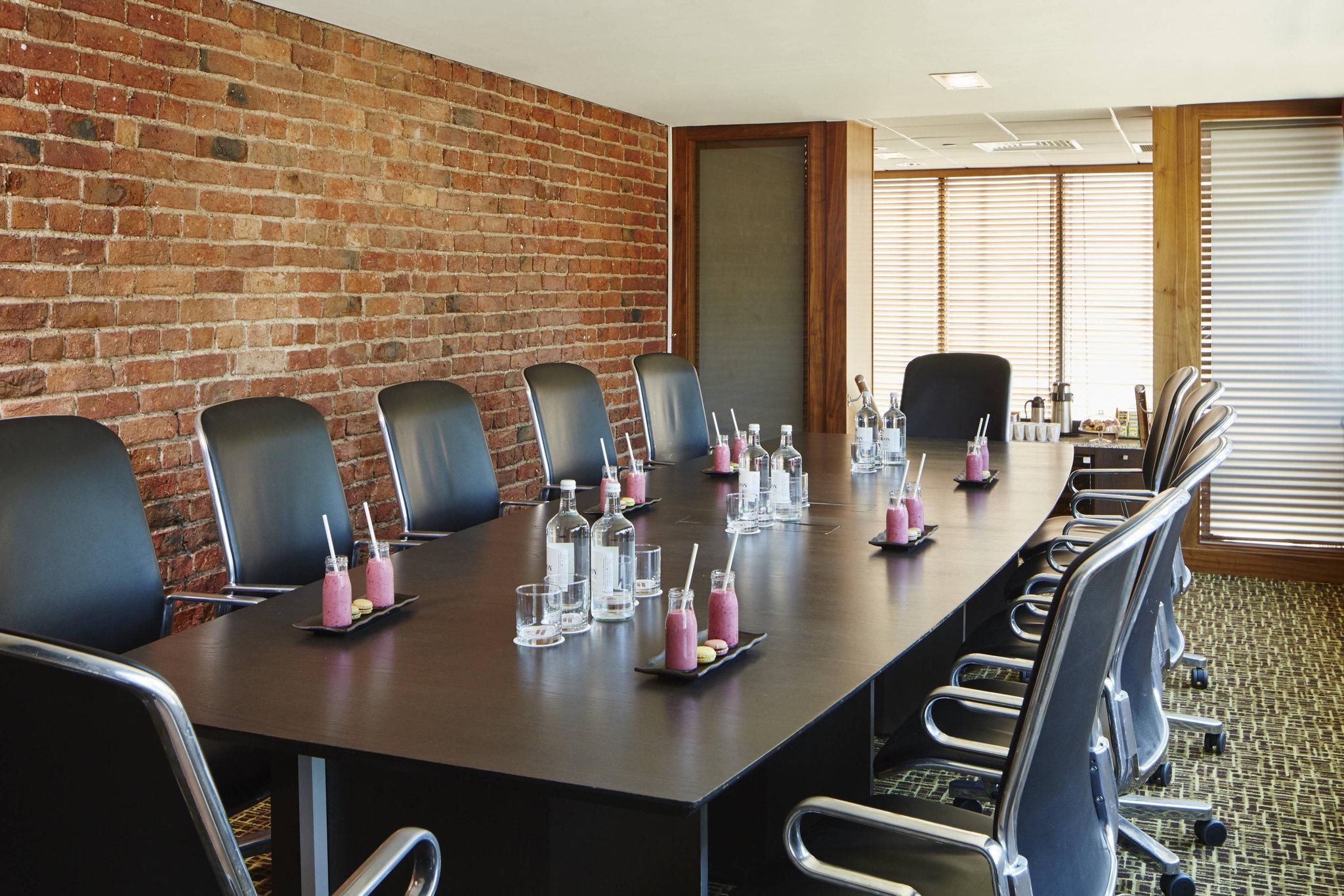 マンチェスター マリオット ヴィクトリア&アルバート ホテル 写真