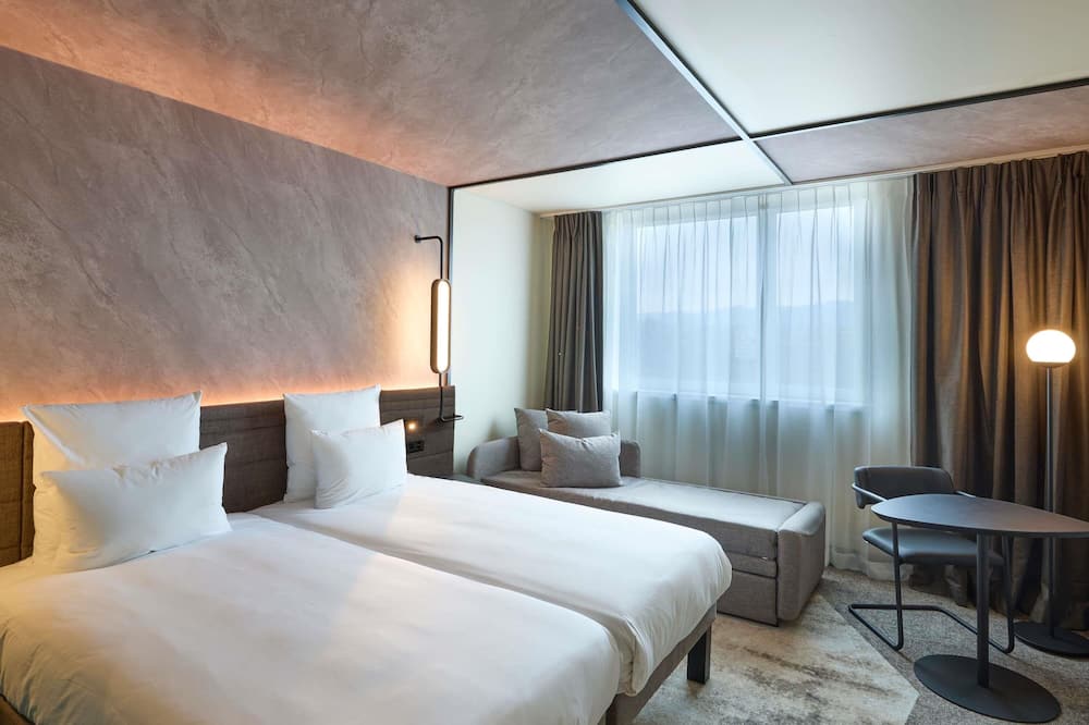 ノボテル ベルン エクスポ ホテル 写真