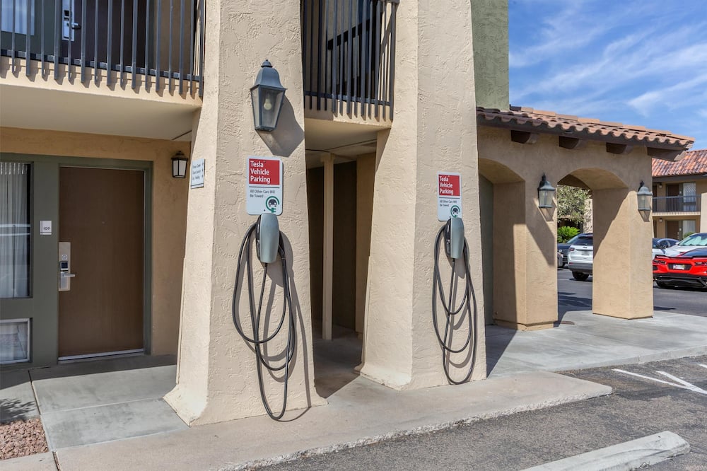 ベストウェスタン プラス ア ウェイファーラーズ イン アンド スイーツ 写真