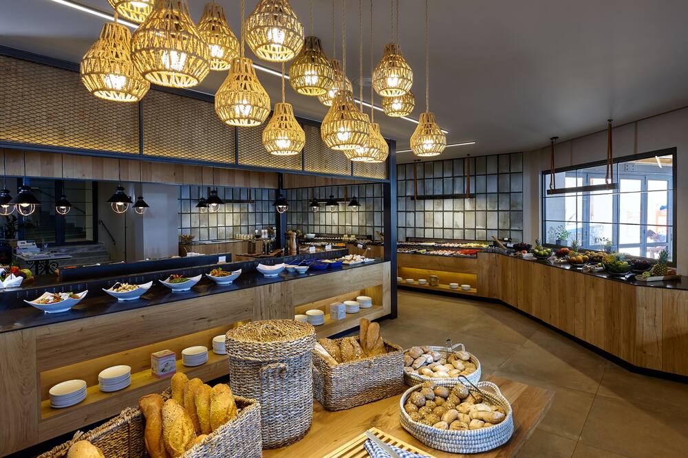 Sirens Beach and Village 写真