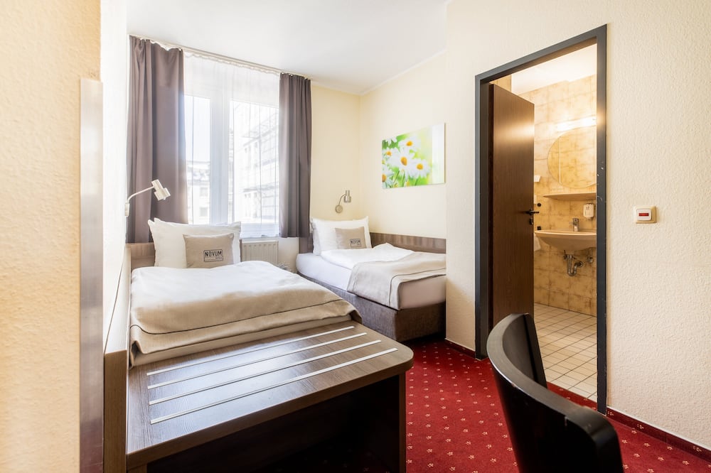 ホテル レオネット 写真