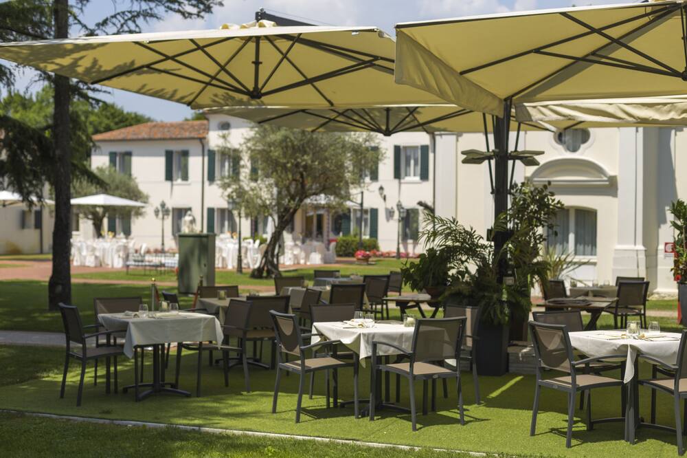 ヴィラ フィオリータ 写真