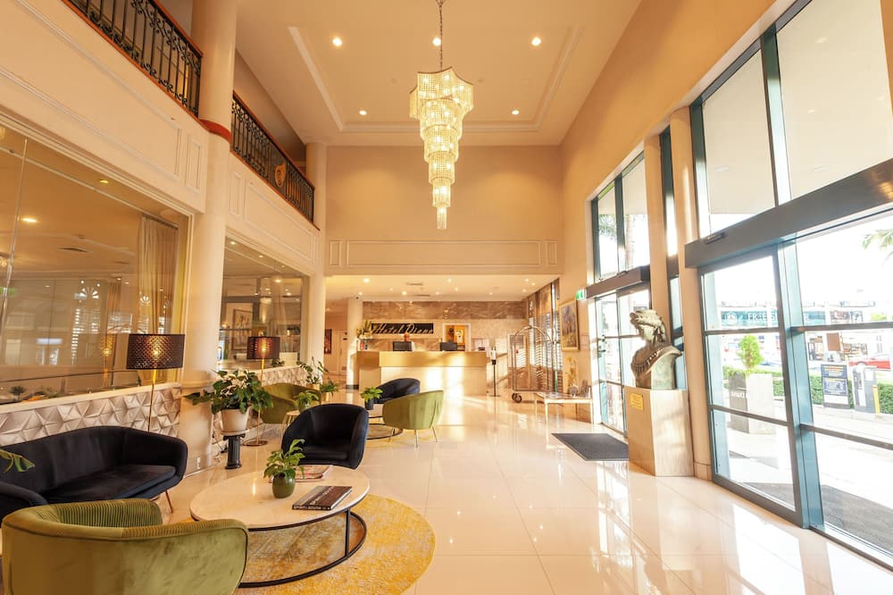 ホテル ダイアナ ウールーンガバ 写真