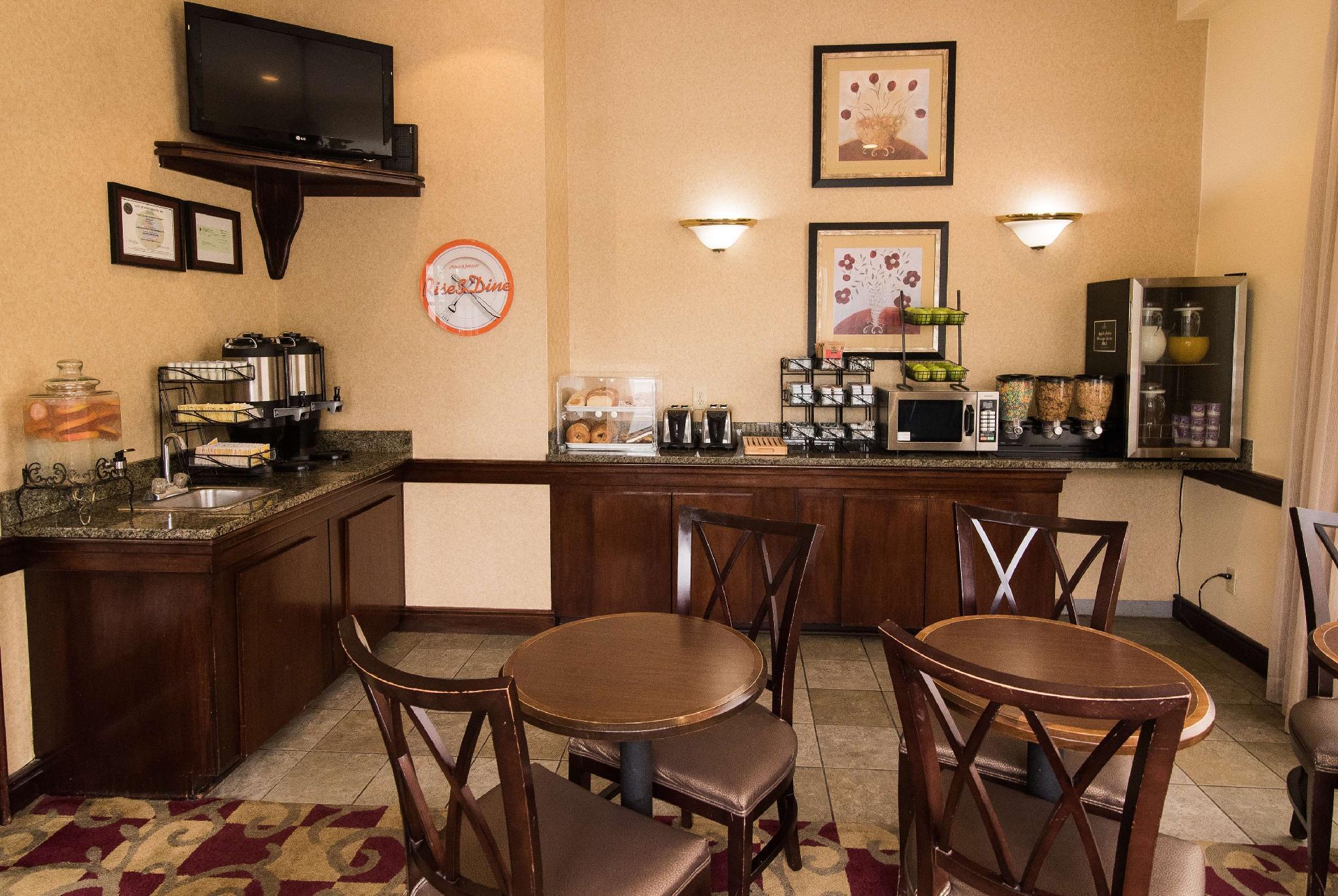 ハワード ジョンソン バイ ウィンダム ポーツマス 写真